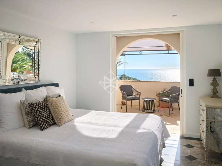 Villa La Croix-Valmer - 6 bedrooms - 350m²