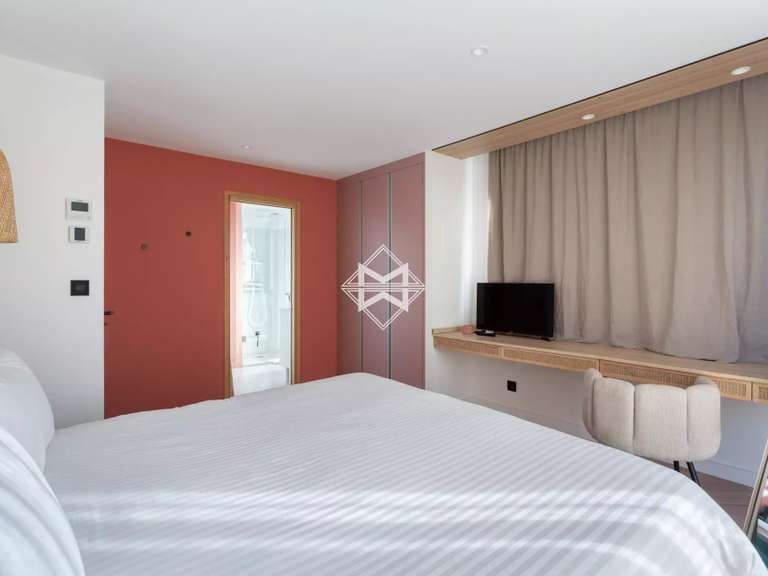 House Saint-Tropez - 6 bedrooms - 290m²