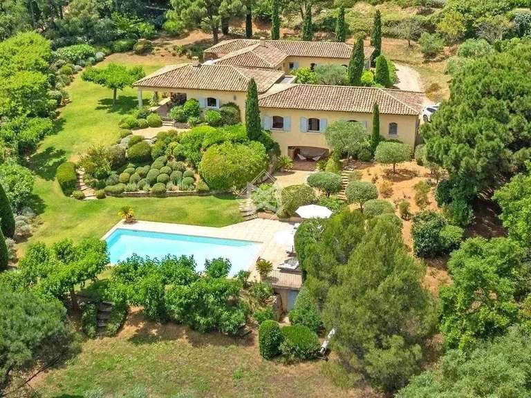 Villa La Croix-Valmer - 6 bedrooms - 283m²