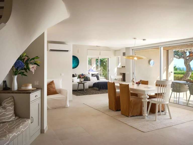 Villa La Croix-Valmer - 4 bedrooms - 220m²