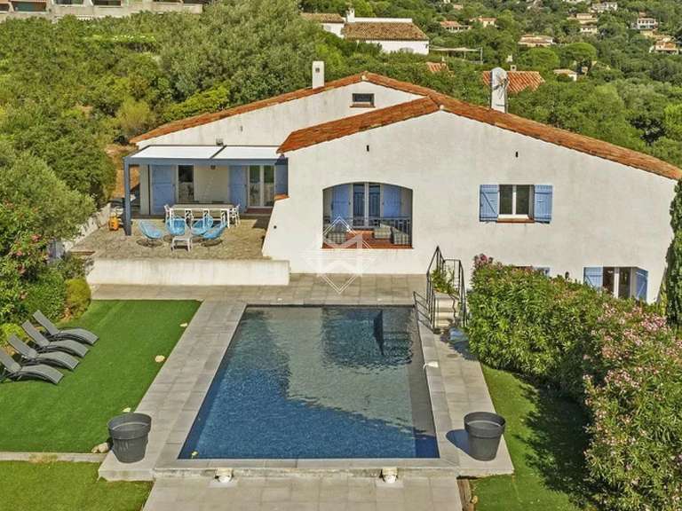Villa avec Vue sur mer Cavalaire-sur-Mer - 4 chambres - 220m²