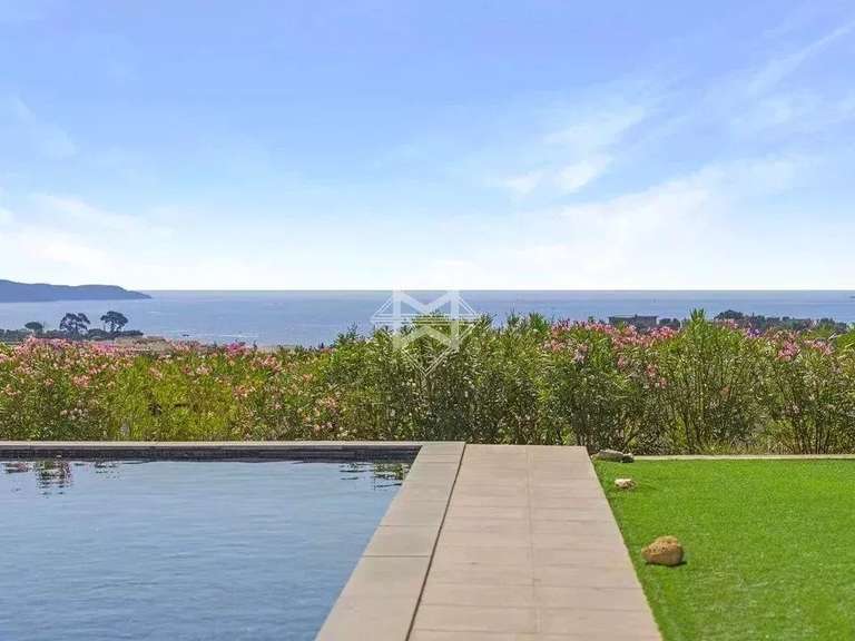 Villa avec Vue sur mer Cavalaire-sur-Mer - 4 chambres - 220m²