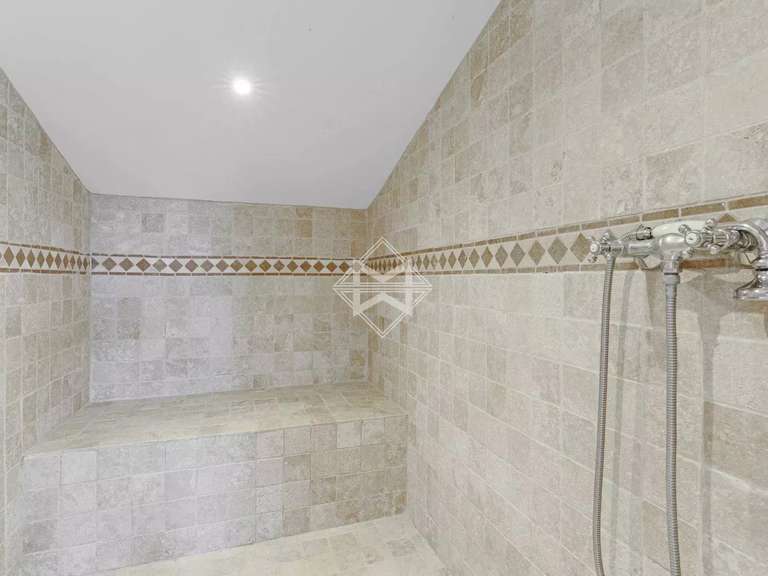 Villa Grimaud - 6 bedrooms - 370m²