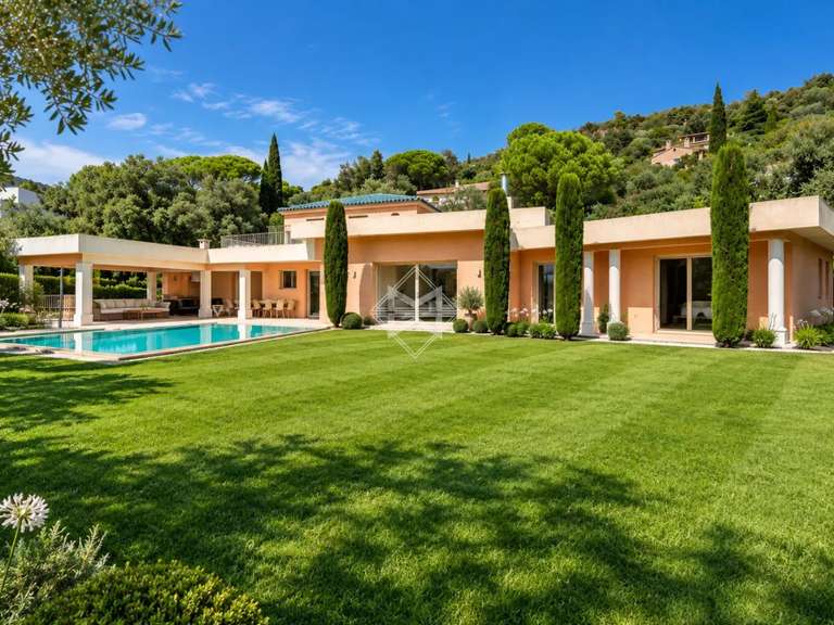 Villa Cavalaire-sur-Mer - 6 chambres - 300m²