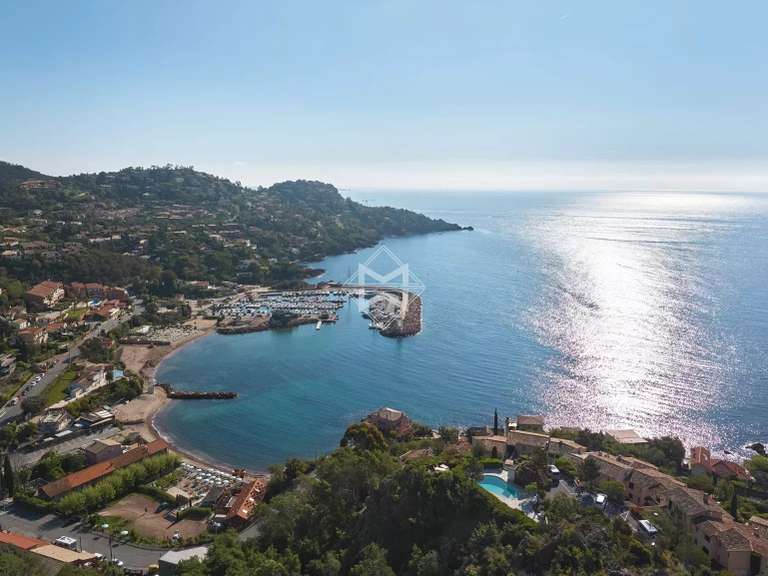 Villa with Sea view Théoule-sur-Mer - 3 bedrooms - 160m²