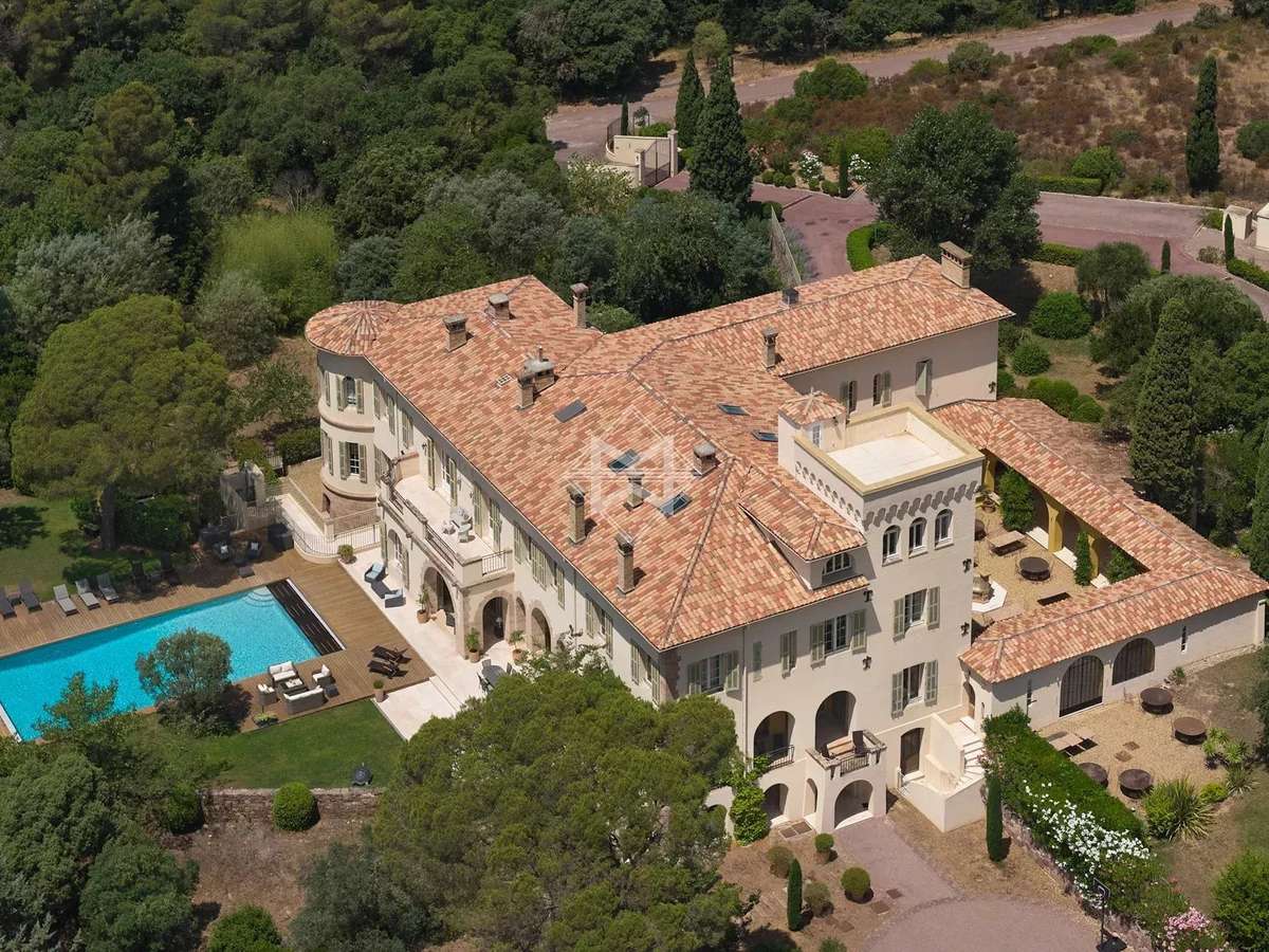 Castle Fréjus