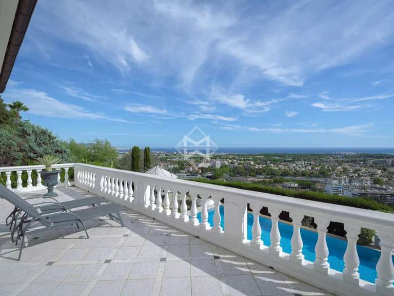 Villa Mandelieu-la-Napoule - 5 chambres - 299m²