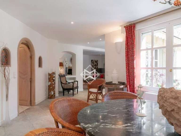 Villa Antibes - 5 chambres - 450m²
