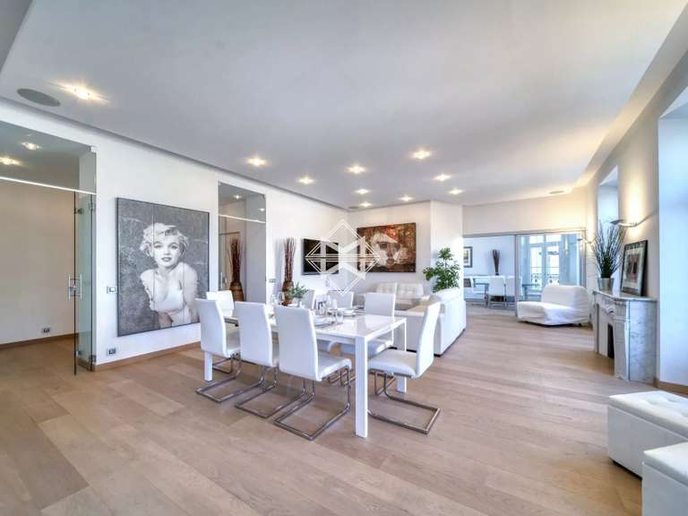 Apartment with Sea view Cannes - 3 bedrooms - 141m²