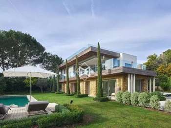 Location maison 9 pièces