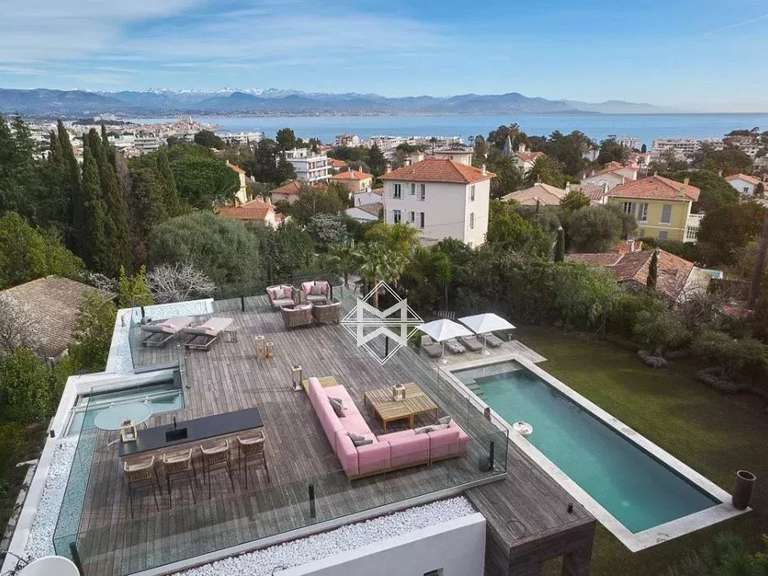 Villa with Sea view Cap-d-antibes - 5 bedrooms - 330m²