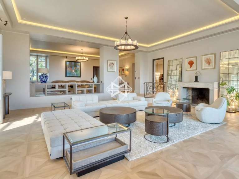 Villa Mougins - 10 bedrooms - 26000m²