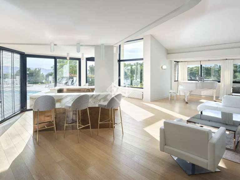 Villa Mougins - 5 bedrooms - 450m²