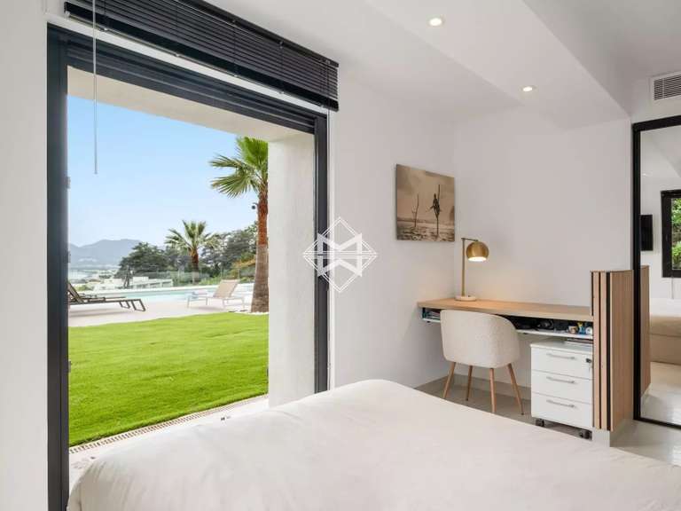 Villa with Sea view Cannes - 7 bedrooms - 300m²