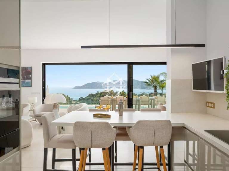 Villa with Sea view Cannes - 7 bedrooms - 300m²