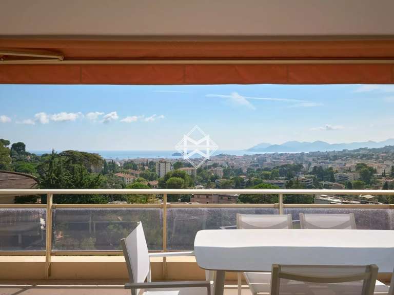 Apartment Le Cannet - 3 bedrooms - 110m²