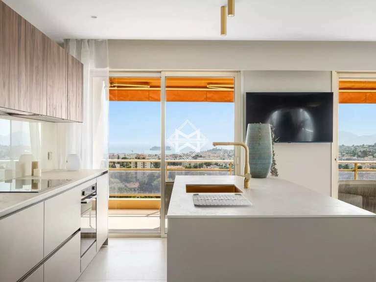 Apartment Le Cannet - 3 bedrooms - 110m²