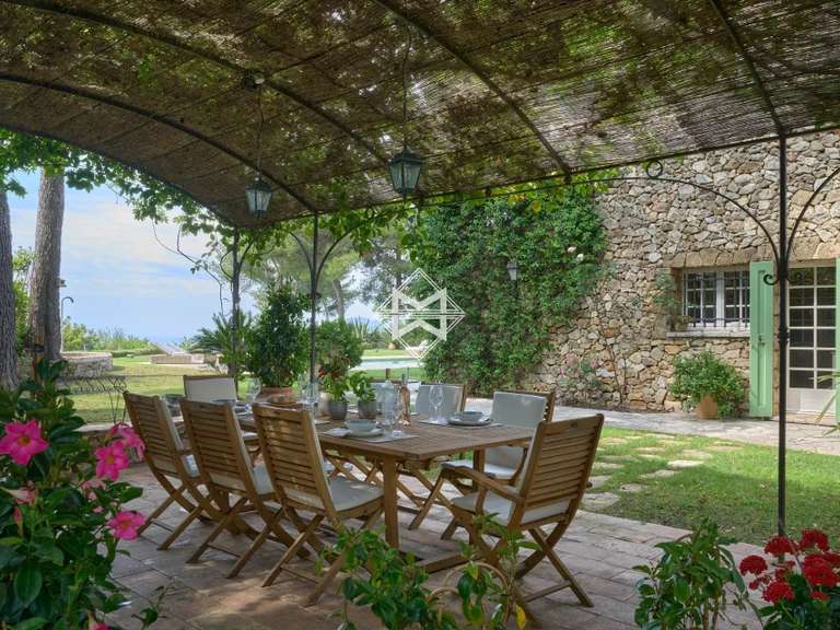 Villa with Sea view Le Cannet - 4 bedrooms - 300m²
