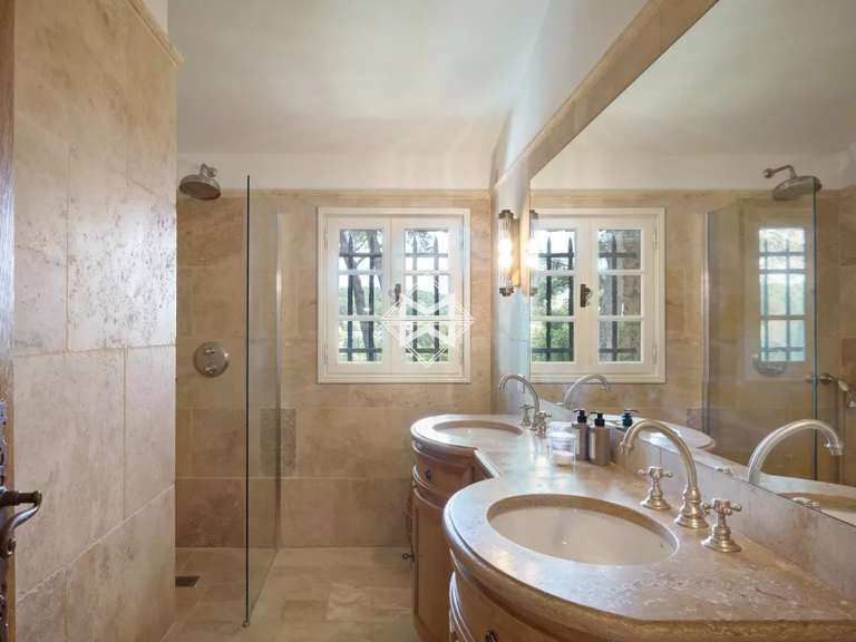 Villa with Sea view Le Cannet - 4 bedrooms - 300m²