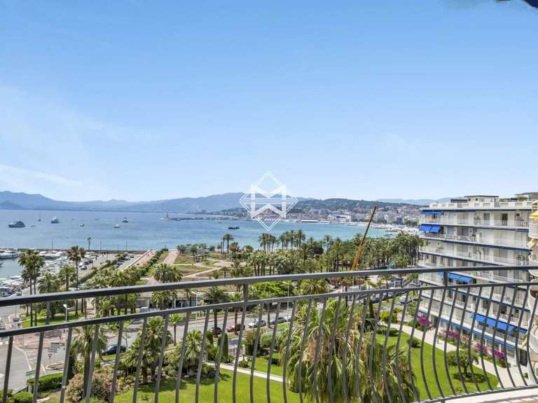 Apartment with Sea view Cannes - 4 bedrooms - 120m²