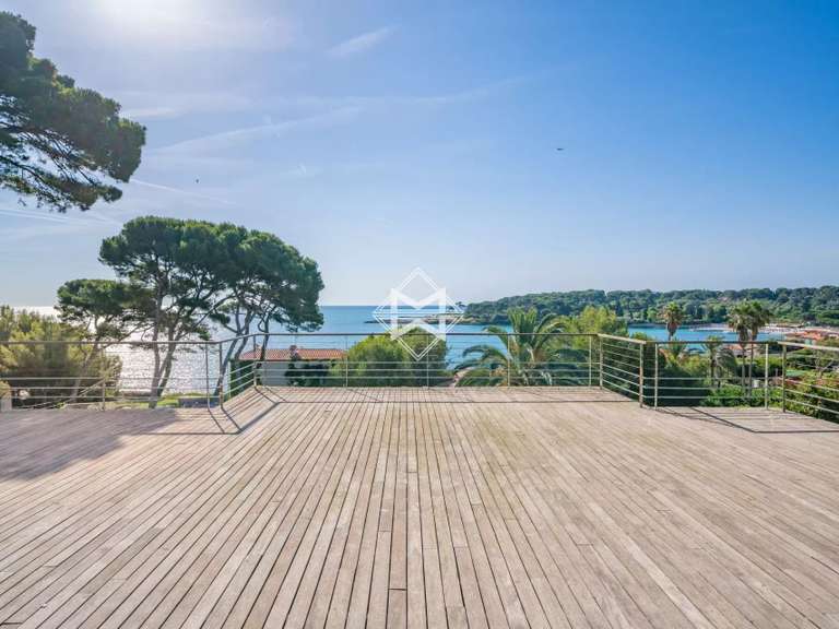 Villa Antibes - 5 chambres - 255m²
