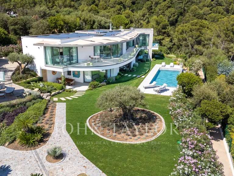 Propriété avec Vue sur mer Cavalaire-sur-Mer - 4 chambres - 412m²