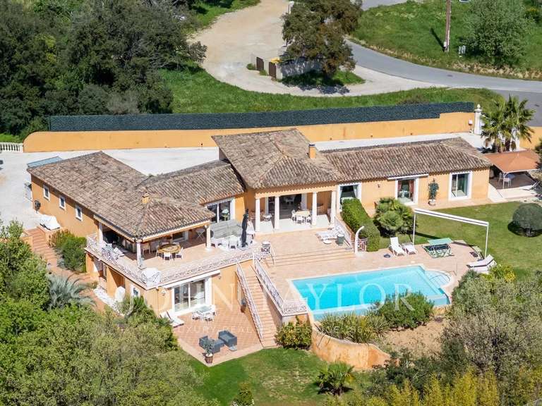 Villa Grimaud - 6 chambres - 300m²