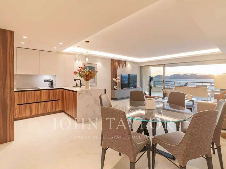 Appartement avec Vue sur mer Cannes - 3 chambres - 100m²