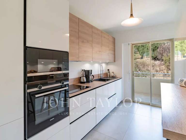Apartment with Sea view Cannes - 2 bedrooms - 98m²