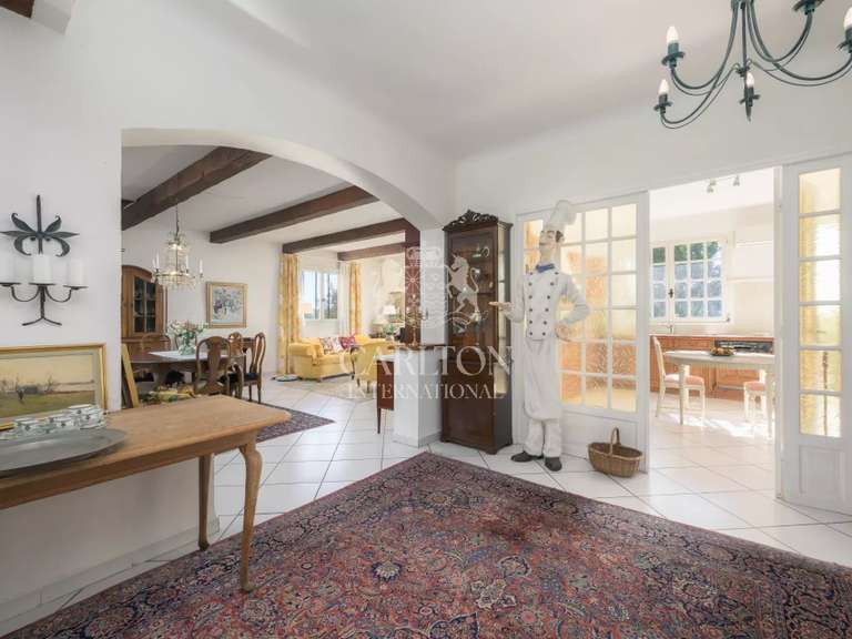 Villa La Colle-sur-Loup - 6 chambres - 300m²