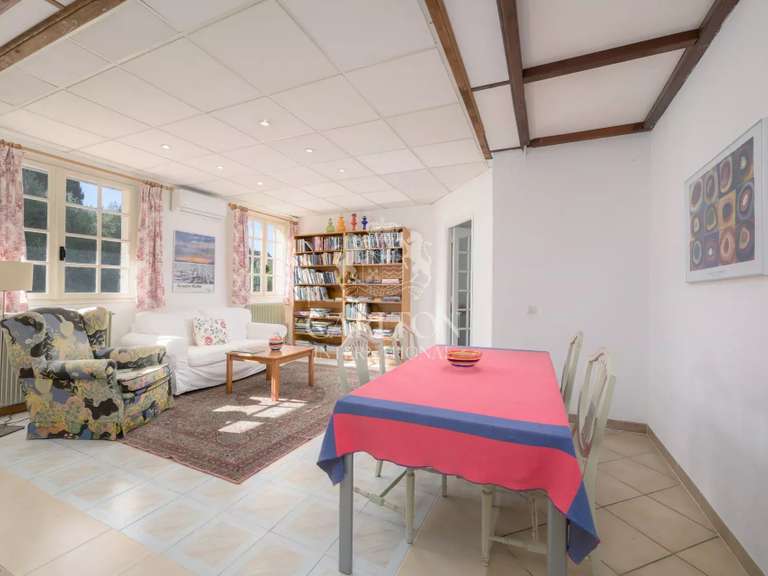 Villa La Colle-sur-Loup - 6 chambres - 300m²