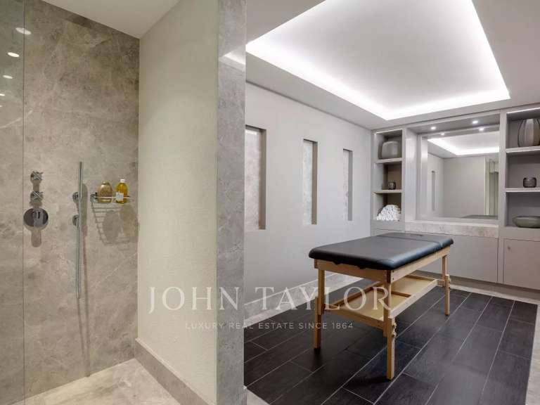 Propriété La Colle-sur-Loup - 8 chambres - 688m²