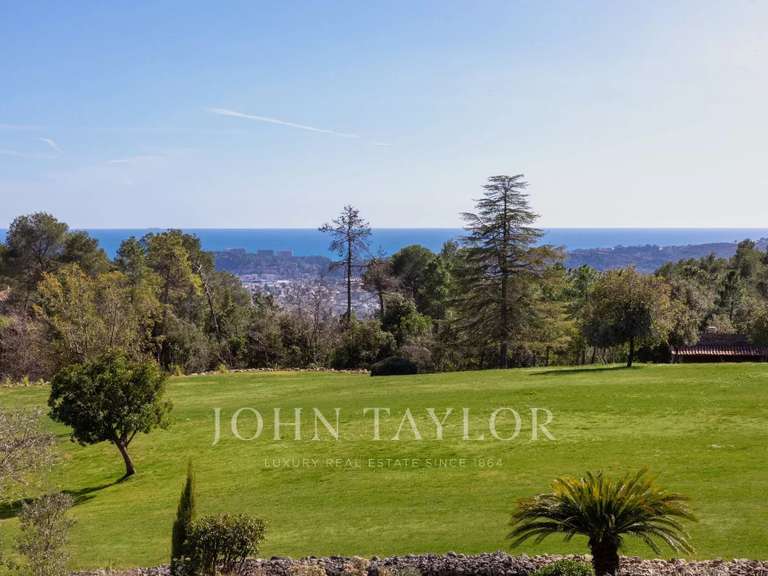 Propriété La Colle-sur-Loup - 8 chambres - 688m²