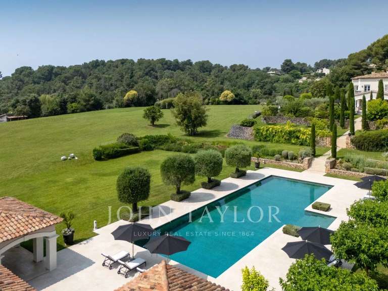 Propriété La Colle-sur-Loup - 8 chambres - 688m²