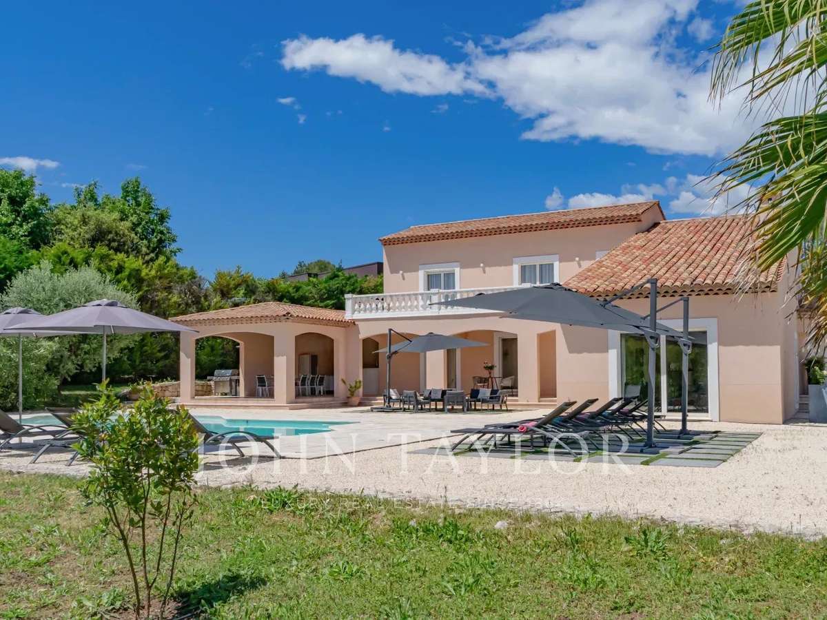 Maison Valbonne