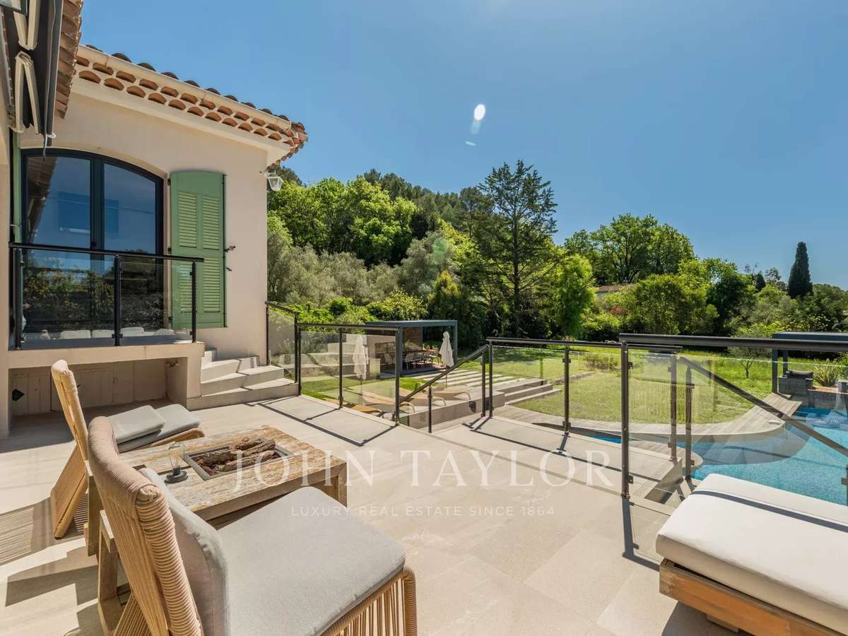 Maison Valbonne