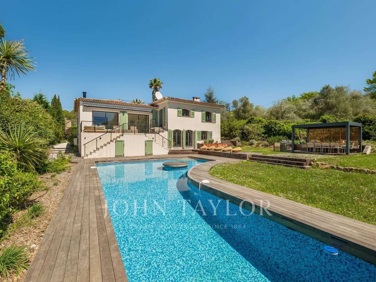 Maison Valbonne