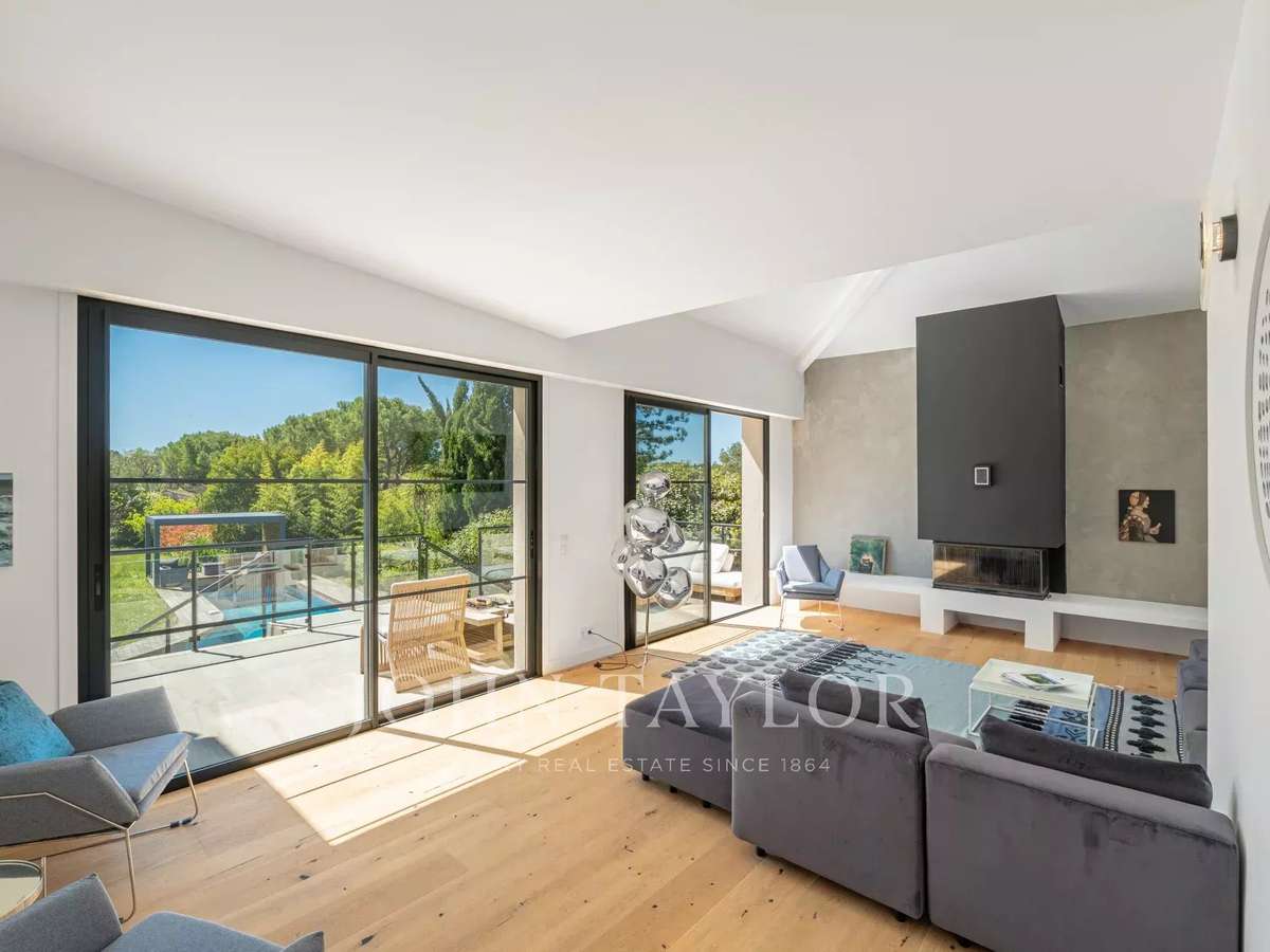 Maison Valbonne