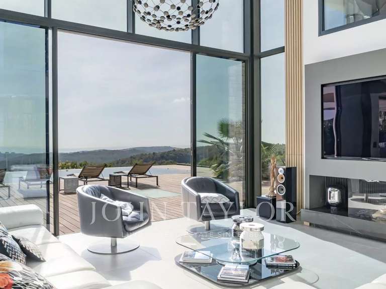 Maison Roquefort-les-Pins - 6 chambres - 488m²