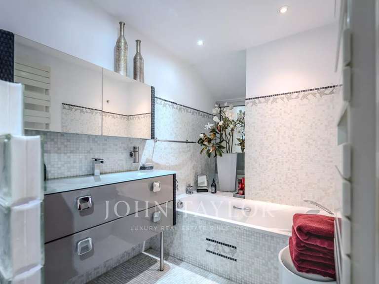 Maison avec Vue sur mer Grasse - 4 chambres - 196m²