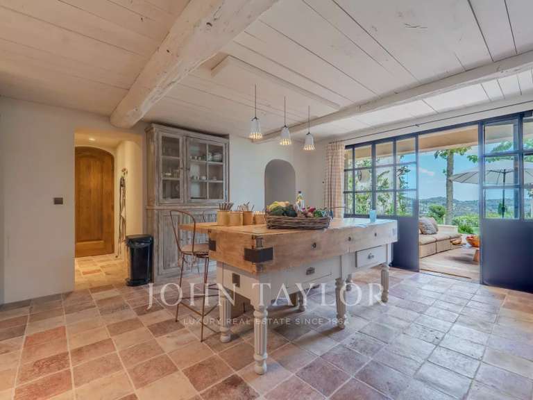 Maison Grasse - 9 chambres - 640m²