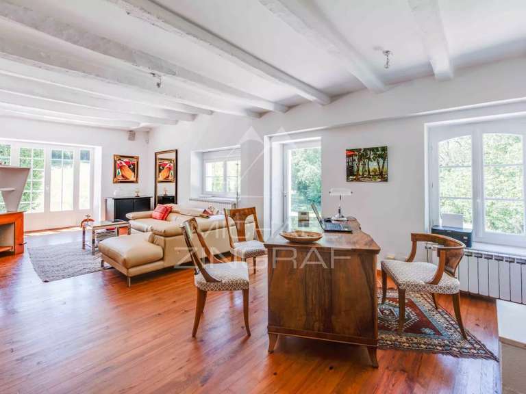 House Bayonne - 5 bedrooms - 221m²