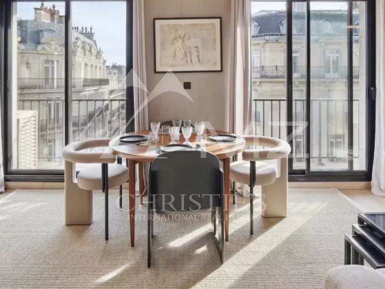 Appartement Paris 8e - 1 chambre - 63m²