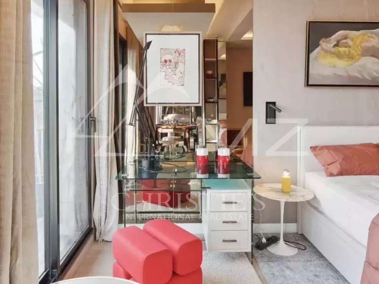 Appartement Paris 8e - 1 chambre - 63m²