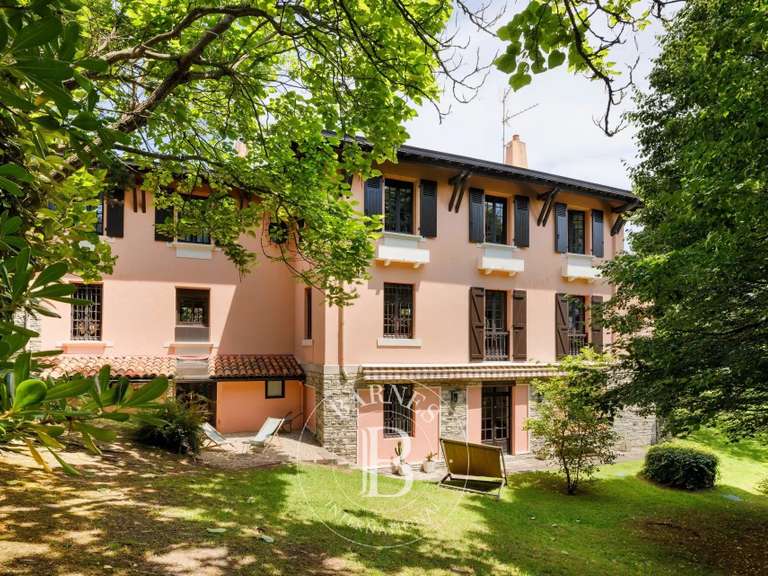 Maison Anglet - 7 chambres - 340m²