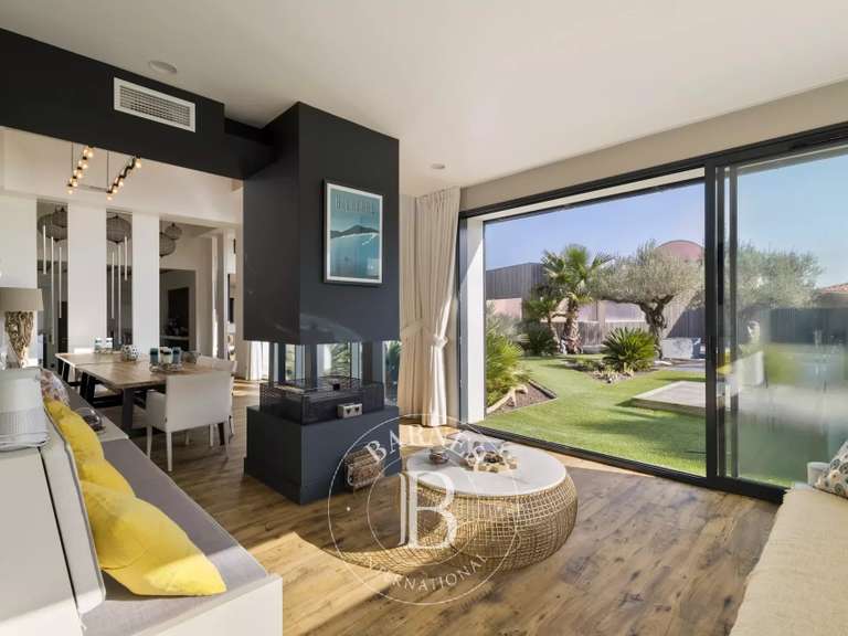 Maison Anglet - 6 chambres - 570m²