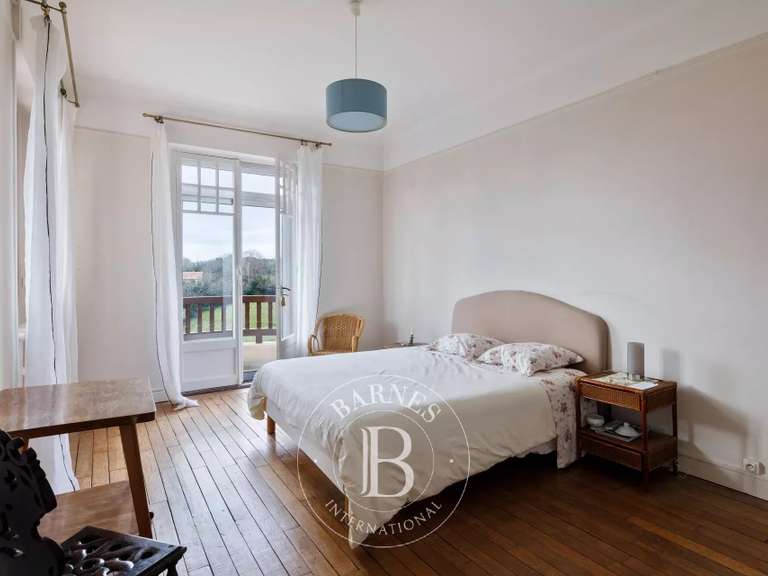 House Bayonne - 560m²