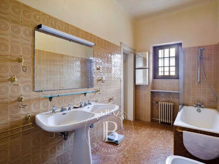 House Bayonne - 560m²
