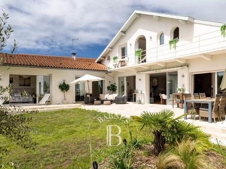 House Hossegor - 5 bedrooms - 260m²