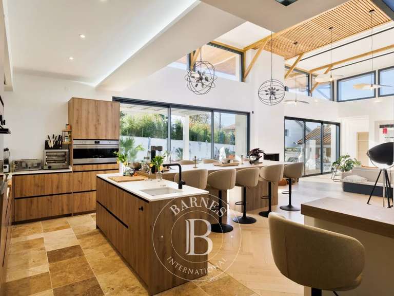 Maison Anglet - 4 chambres - 450m²